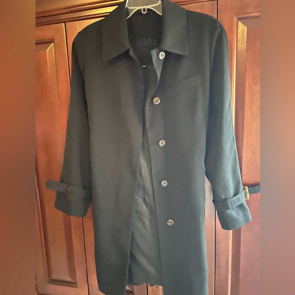 Black mid length trenchcoat